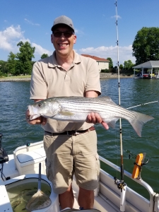 striper-fishing-guide-Smith-Mountain-Lake