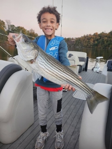 striper-fishing-charter-Smith-Mountain-Lake-VA